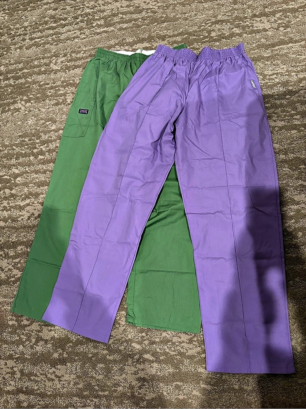 Women’s scrubs bundle Cherokee workwear and Landau Essentials size large Green &